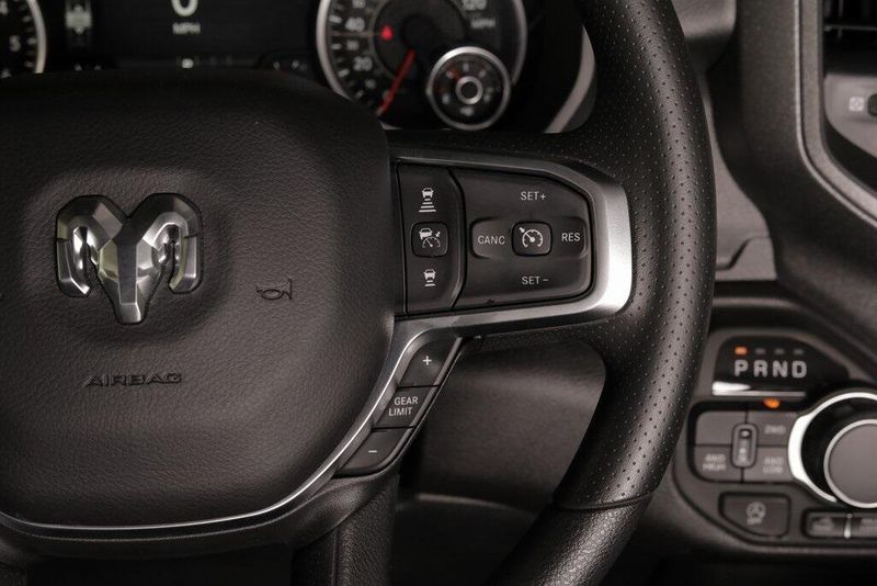 2025 RAM 1500 Warlock Crew Cab 4x4 5