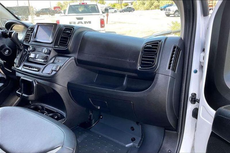 Used 2025 RAM ProMaster 2500 High RoofImage 16