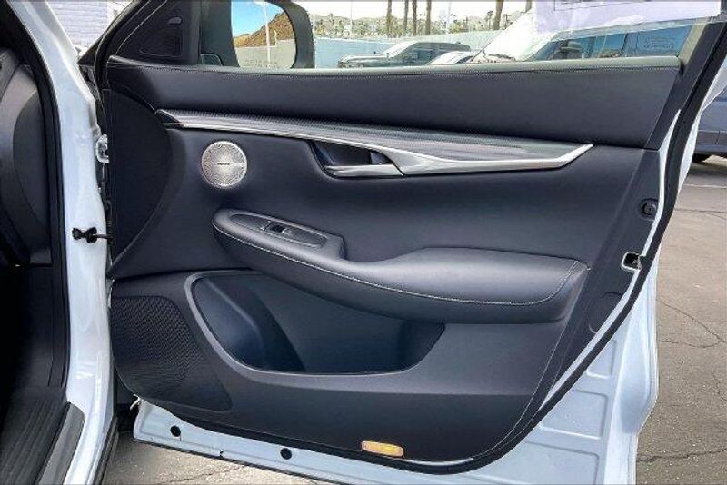 Used 2023 INFINITI QX50 SportImage 23