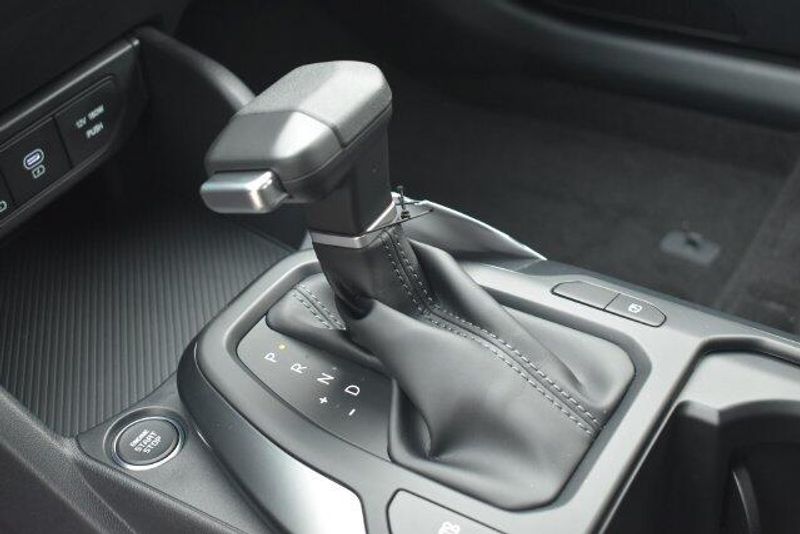 New 2026 Kia K4 LXSImage 21