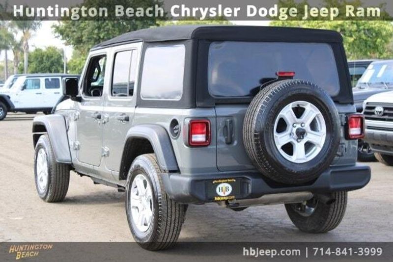 2021 Jeep Wrangler Unlimited Sport SImage 3