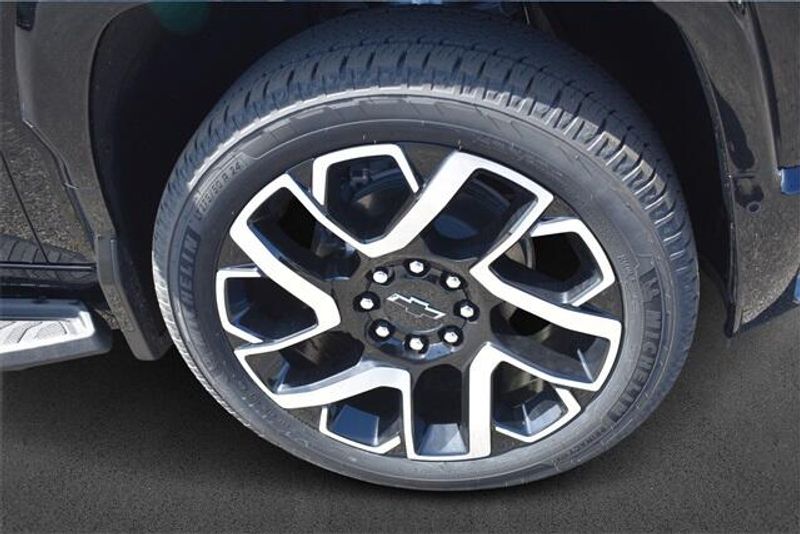 2024 Chevrolet Silverado EV RSTImage 11