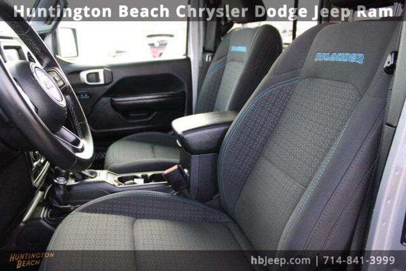 2021 Jeep Wrangler Unlimited IslanderImage 32