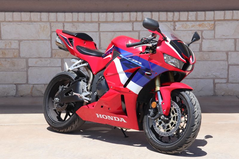 2024 HONDA CBR600RR Base 