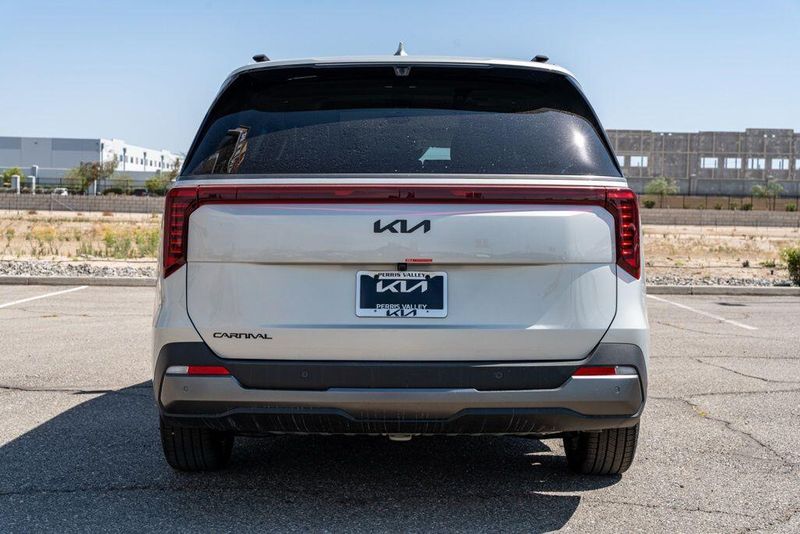 New 2026 Kia Carnival SX PrestigeImage 6