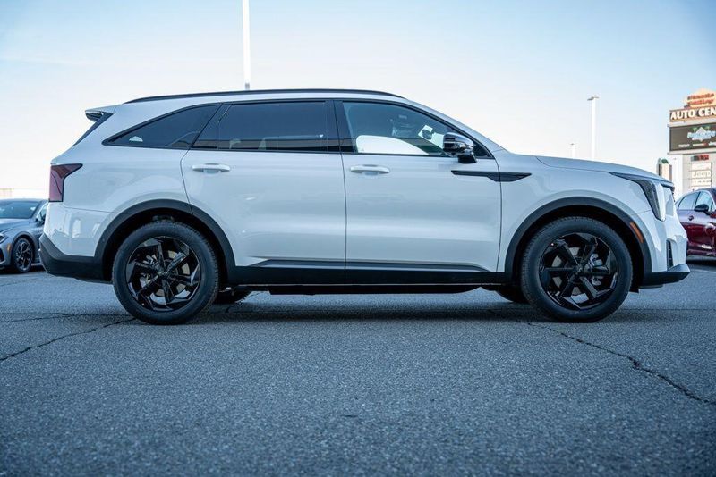 New 2026 Kia Sorento Hybrid X-Line SX PrestigeImage 8