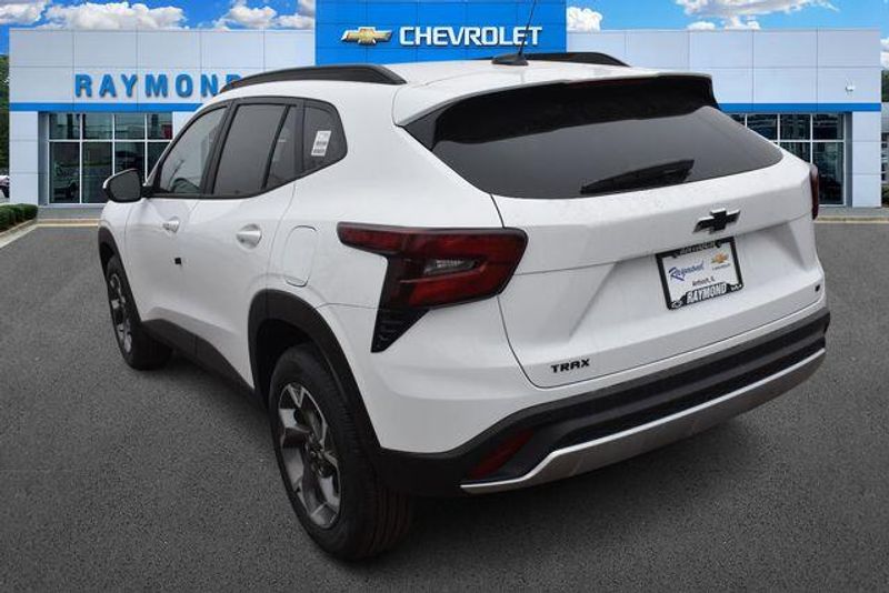 New 2026 Chevrolet Trax LTImage 6