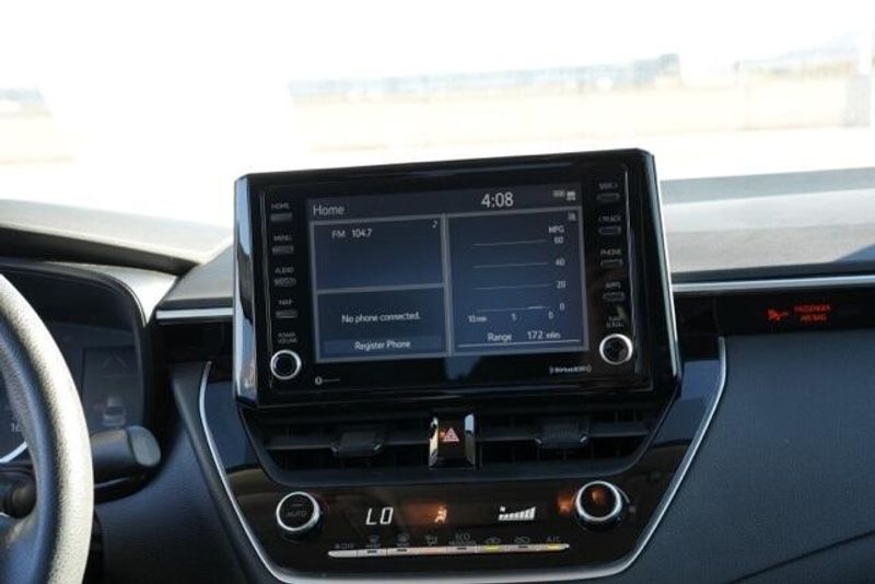 Used 2022 Toyota Corolla LEImage 18