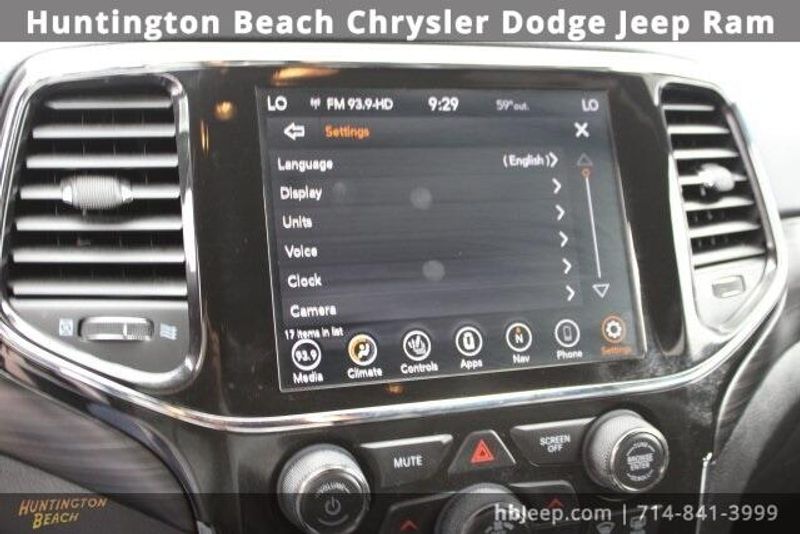 2021 Jeep Grand Cherokee Laredo XImage 25