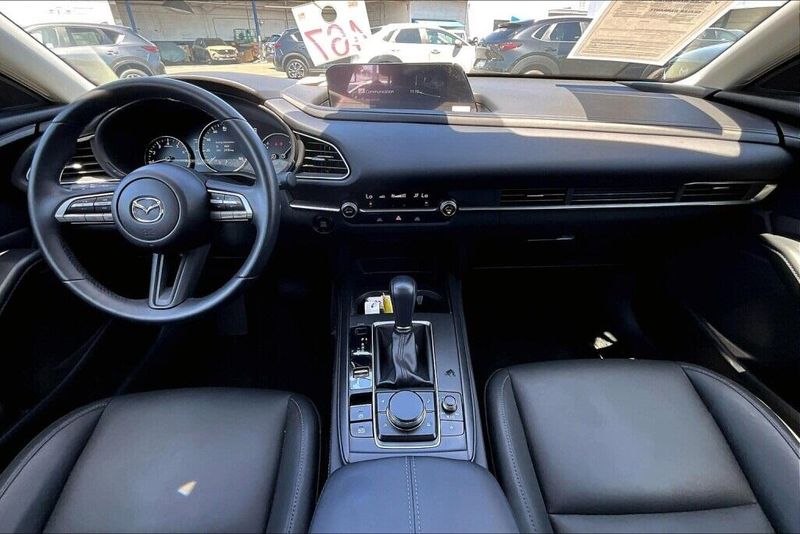 2022 Mazda CX-30 2.5 S Select PackageImage 11