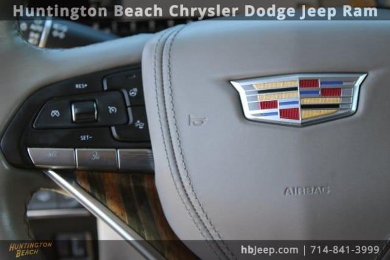 2021 Cadillac Escalade ESV Sport PlatinumImage 23