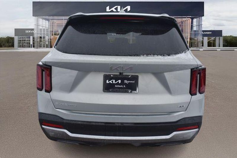 New 2026 Kia Sorento EXImage 5
