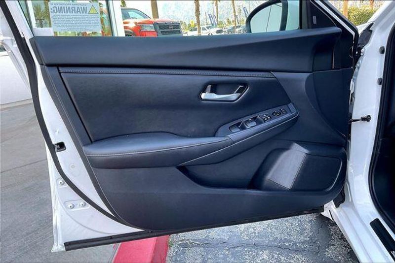 Used 2023 Nissan Sentra SVImage 22