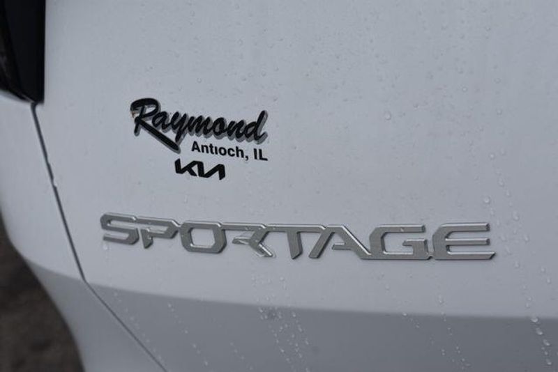 New 2026 Kia Sportage EXImage 17