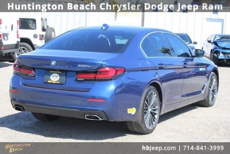 2023 BMW 5 Series 530e IperformanceImage 5