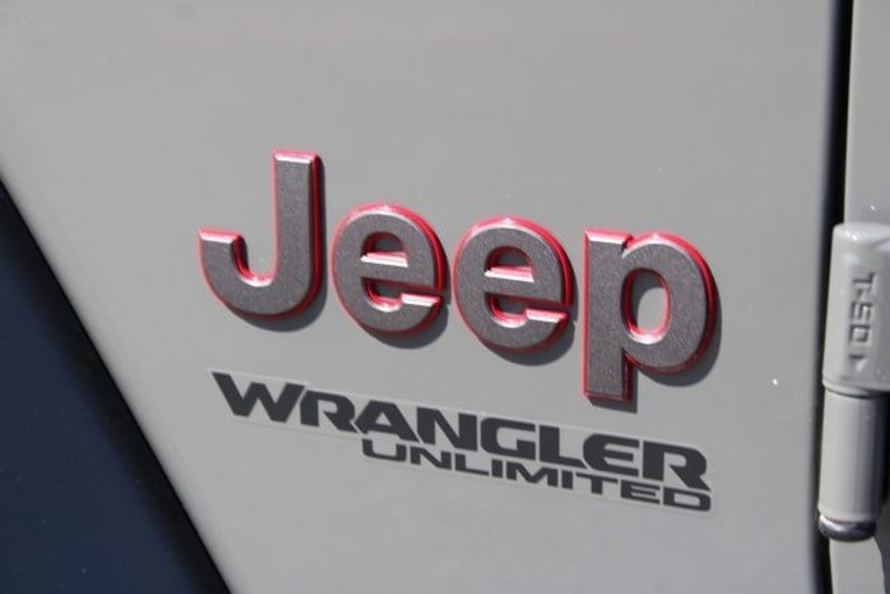 2021 Jeep Wrangler RubiconImage 8
