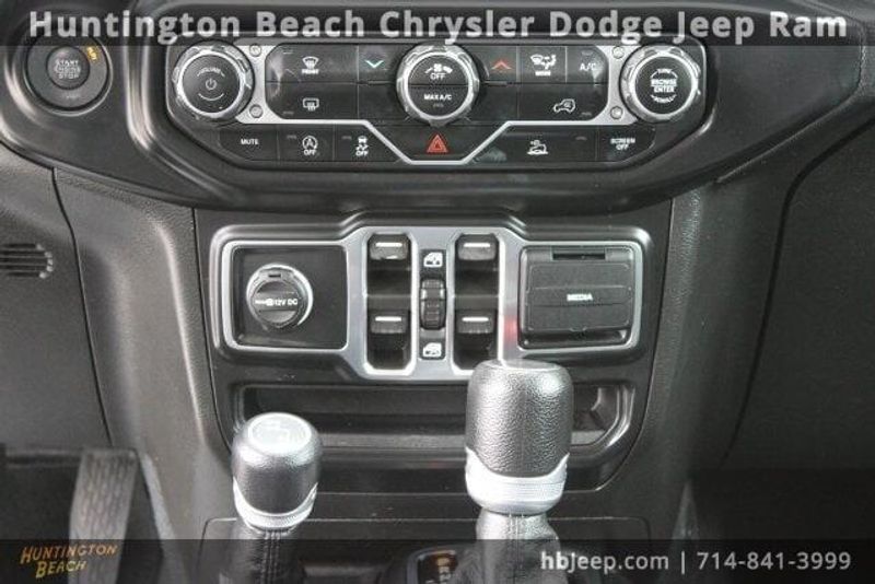 2022 Jeep Wrangler Unlimited Sport SImage 17