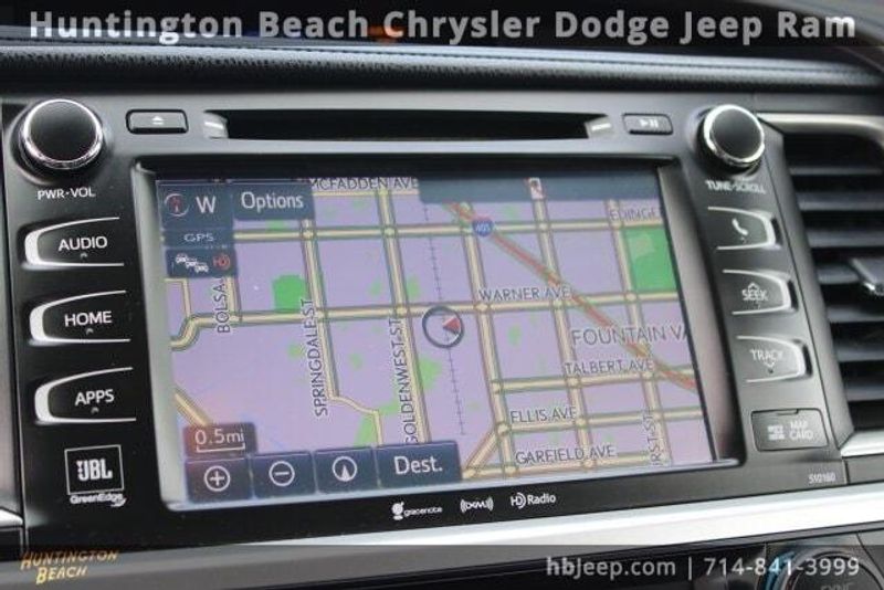 2016 Toyota Highlander LimitedImage 25
