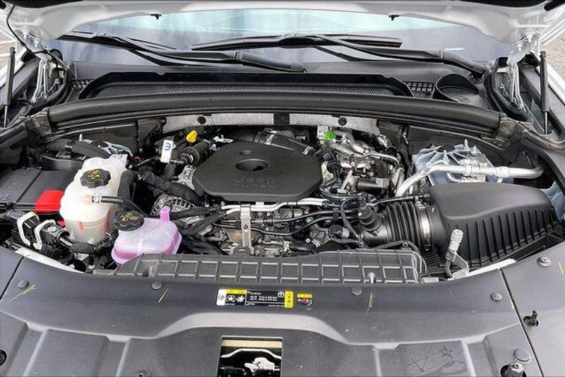 New 2026 Jeep Grand Cherokee Limited 4x4Image 9