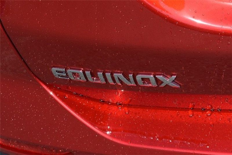 2024 Chevrolet Equinox LTImage 5