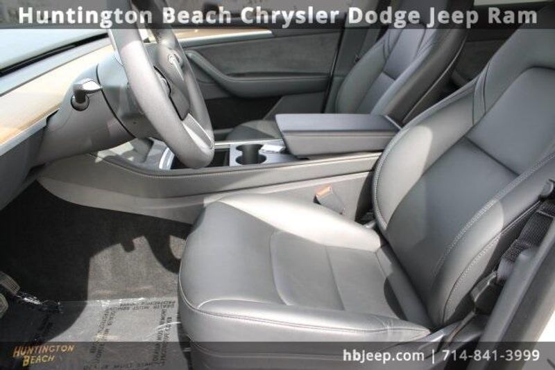 2023 Tesla Model Y Long RangeImage 26