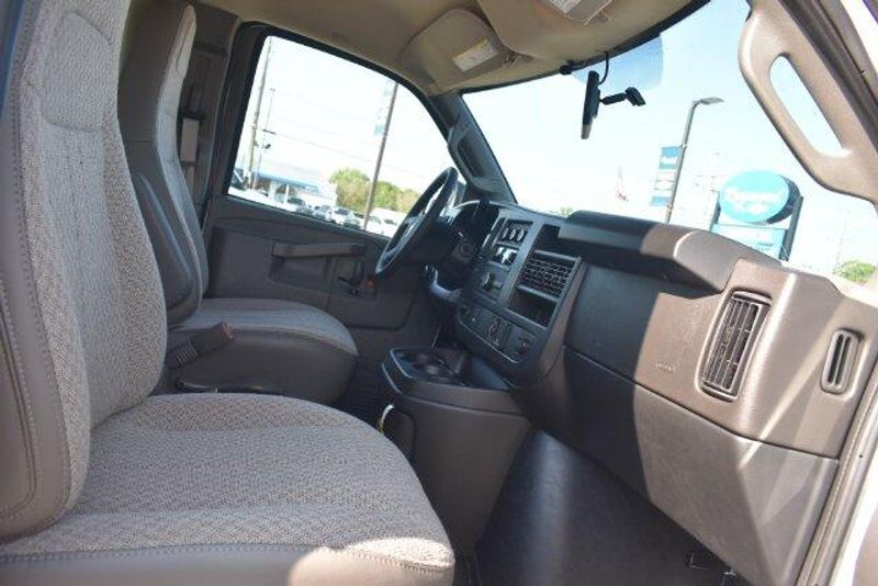 New 2026 Chevrolet Express 3500 Work VanImage 13