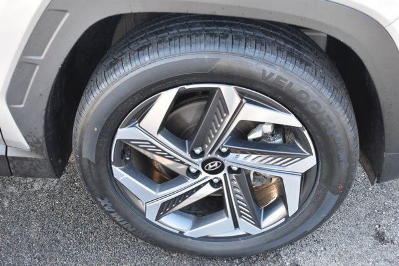 Used 2022 Hyundai Tucson Hybrid LimitedImage 11