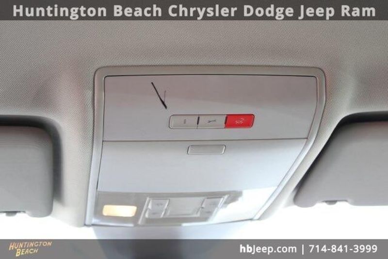 2018 Volkswagen Atlas 2.0T SE w/TechnologyImage 16
