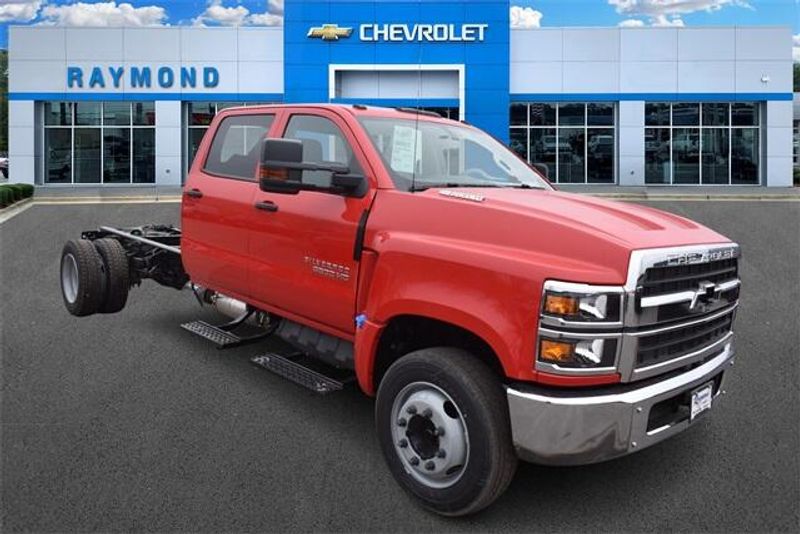 2024 Chevrolet Silverado 4500HD 1LTImage 1