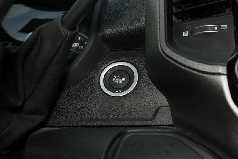 2025 RAM 2500 Tradesman Crew Cab 4x4 6