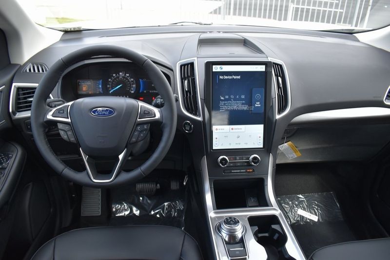 2024 Ford Edge SELImage 14