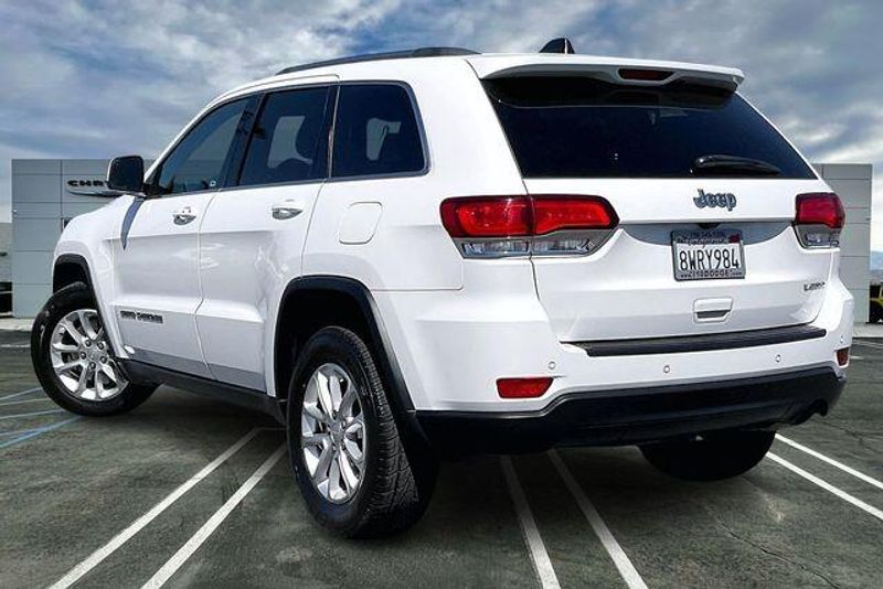 Used 2021 Jeep Grand Cherokee Laredo XImage 10