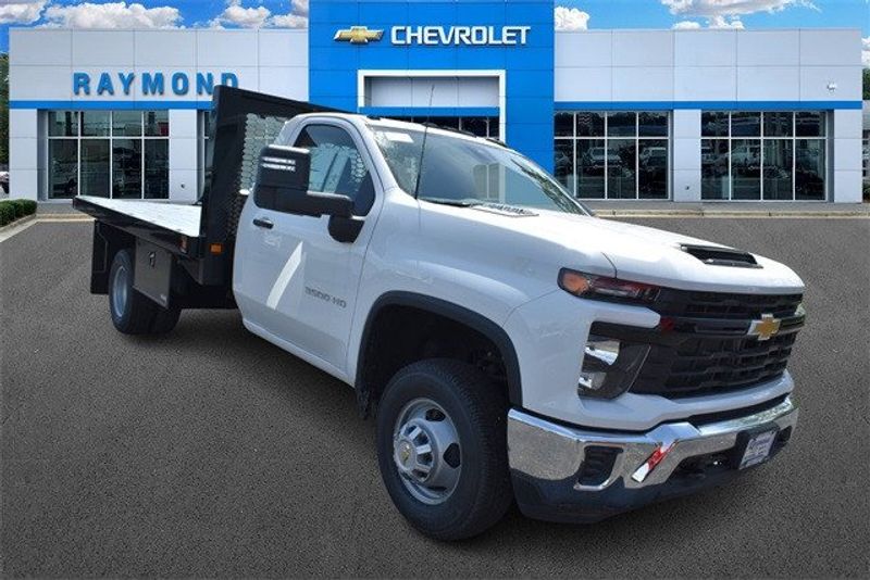 2024 Chevrolet Silverado 3500HD Work TruckImage 1