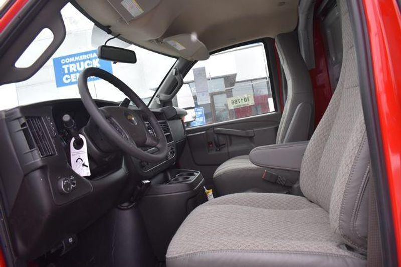 New 2026 Chevrolet Express 3500 Work VanImage 22