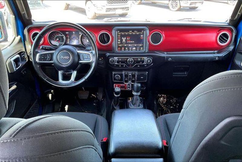 Used 2021 Jeep Gladiator RubiconImage 15