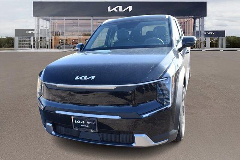 New 2026 Kia EV9 WindImage 8