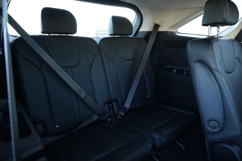 Used 2023 Kia Sorento Hybrid EXImage 19
