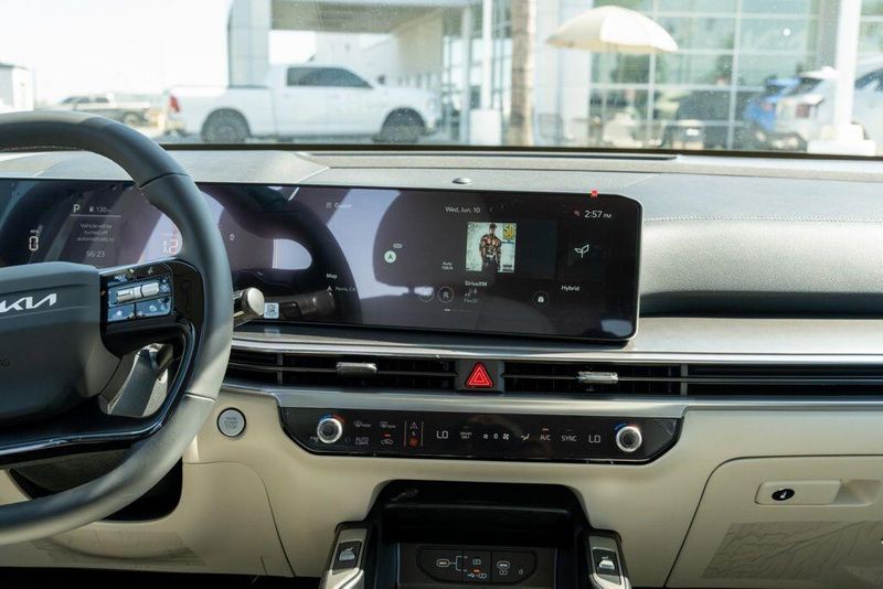 New 2026 Kia Sorento Hybrid EXImage 16