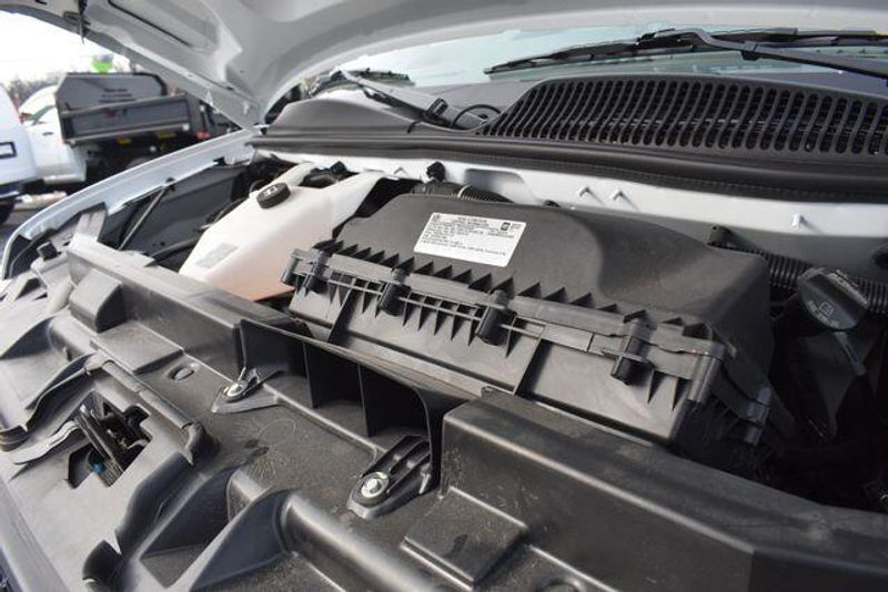 New 2025 Chevrolet Express 3500 Work VanImage 27