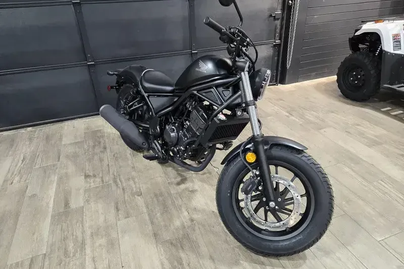 2025 HONDA REBEL 300 MATTE BLACK METALLIC 