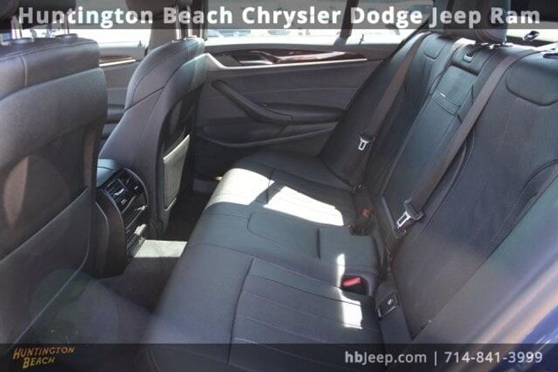 2023 BMW 5 Series 530e IperformanceImage 34