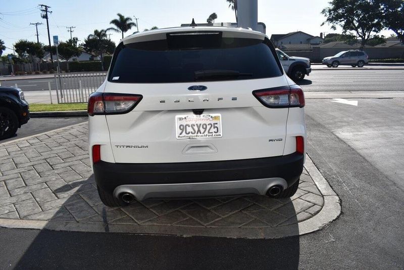 Used 2022 Ford Escape TitaniumImage 10