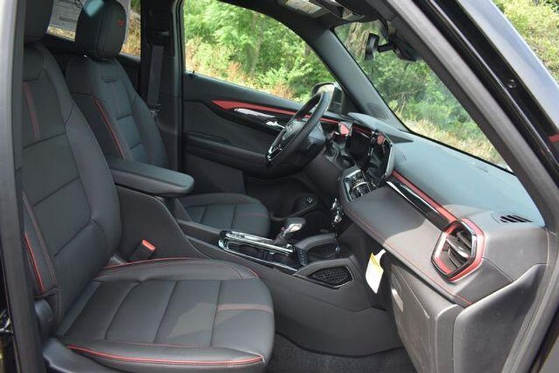 New 2026 Chevrolet TrailBlazer RSImage 13