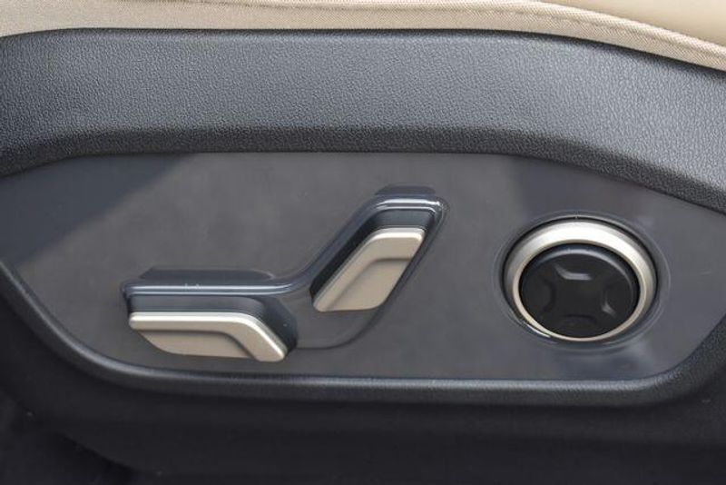 New 2027 Kia Telluride Hybrid EXImage 26