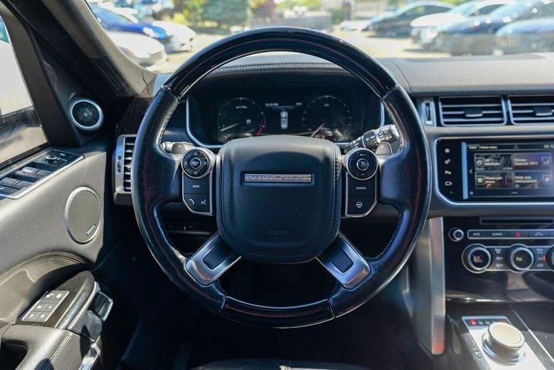 2016 Land Rover Range Rover SuperCharged photo 33