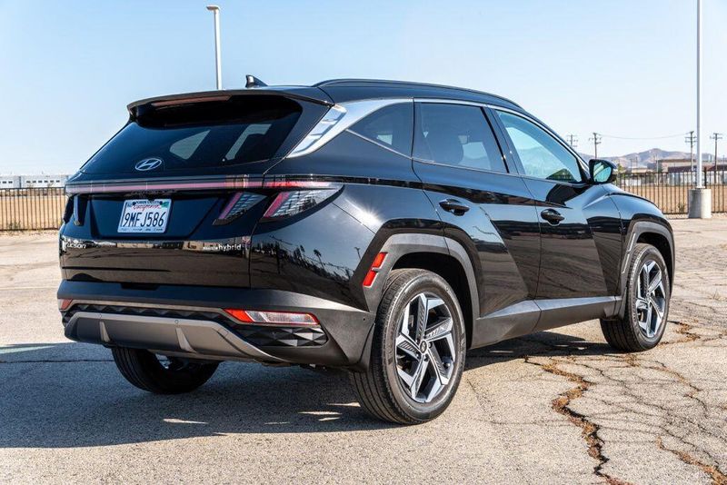 Used 2024 Hyundai Tucson Hybrid LimitedImage 7