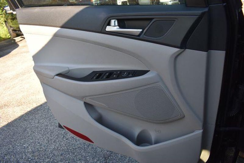 Used 2021 Hyundai Tucson ValueImage 32