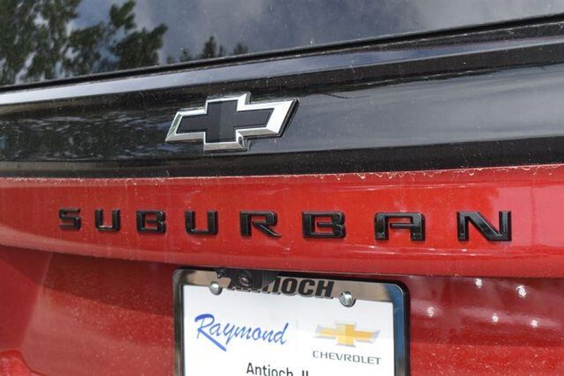 New 2026 Chevrolet Suburban RSTImage 21