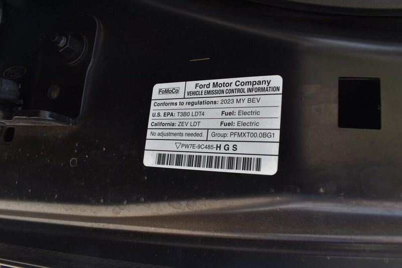 Used 2023 Ford F-150 Lightning XLTImage 25