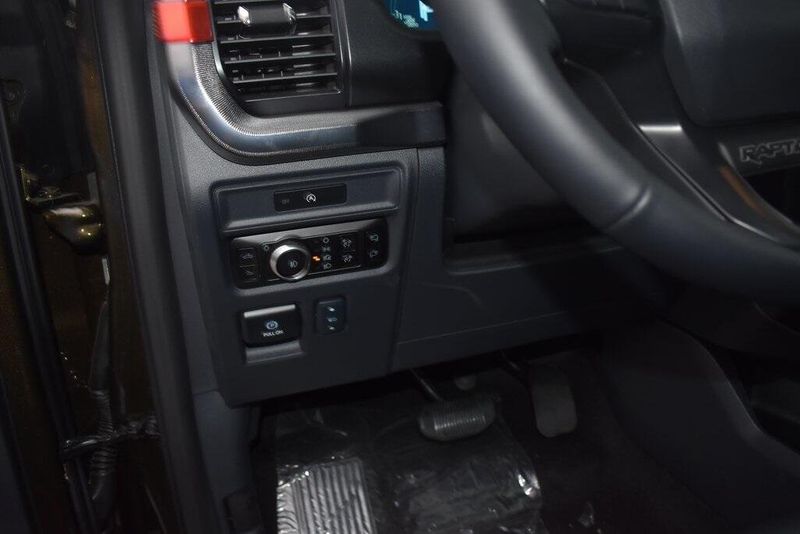 New 2025 Ford F-150 RaptorImage 25